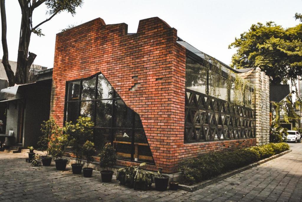 Hotel 678 Kemang Powered By Cocotel Jakarta Extérieur photo