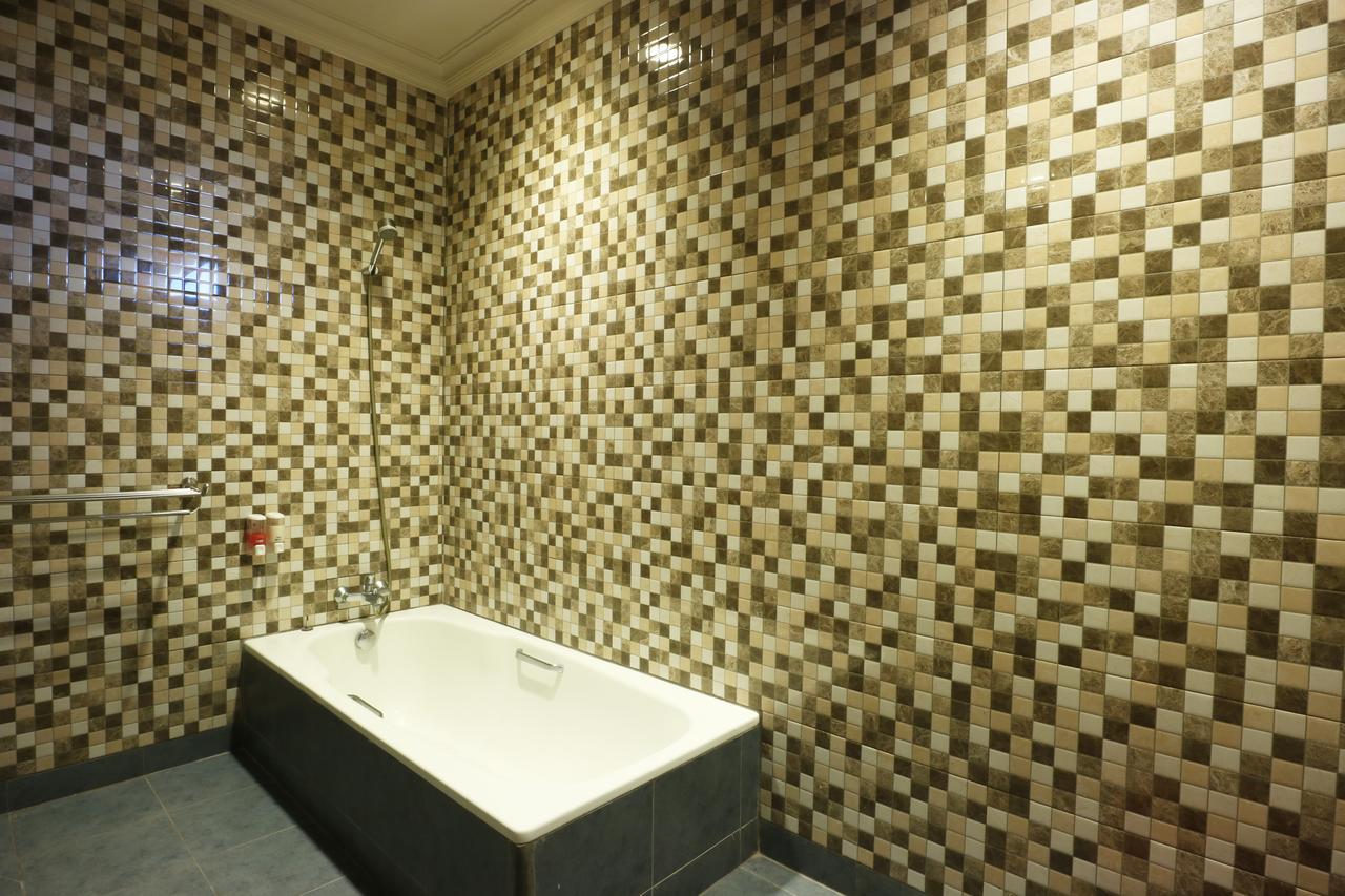 Hotel 678 Kemang Powered By Cocotel Jakarta Extérieur photo